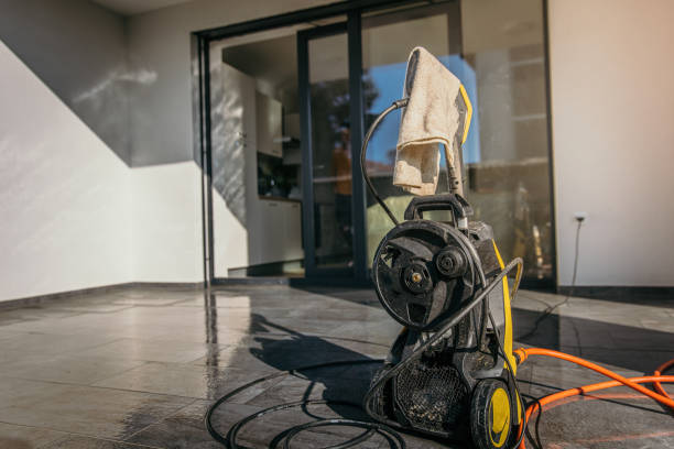 Best Pool Deck Cleaning  in , IL